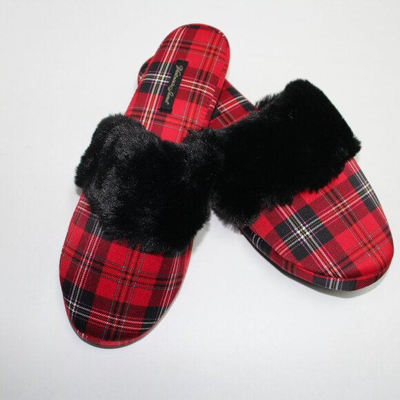 NWT Large 9-10 Victoria's Secret Plaid Slippers With Faux Fur Trim & Dust Bag - Picture 1 of 14